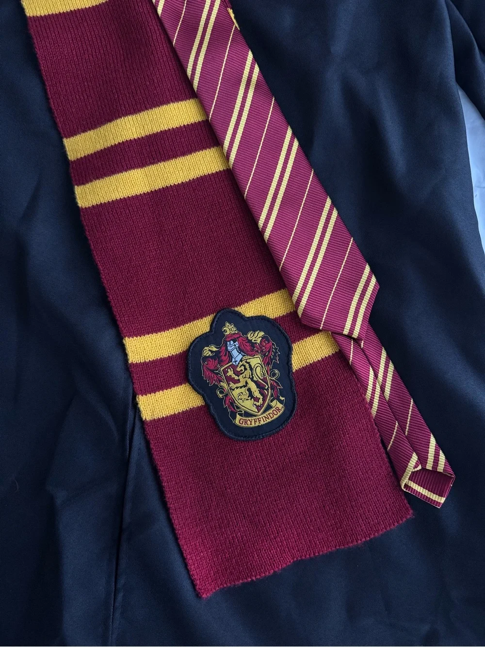 Gryffindor Robe Costume with Scarf and Tie - Size 10-12
